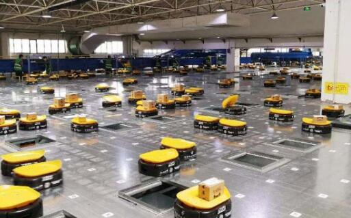 如何按场景选择仓储机器人？