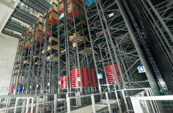 贯通式立体仓库有什么特点？