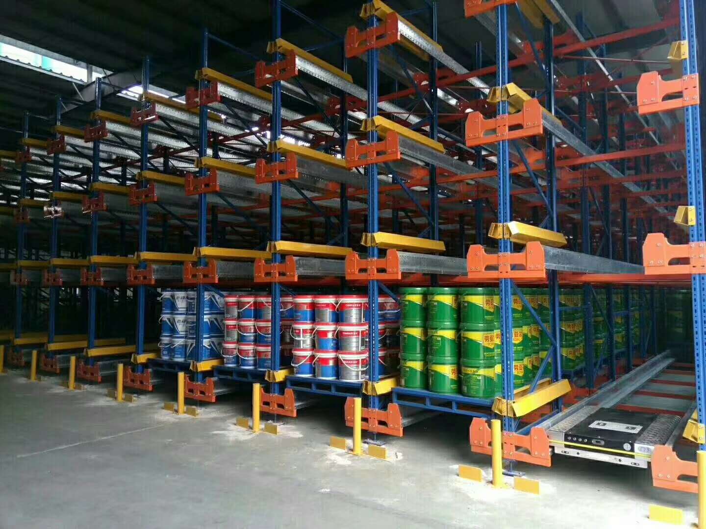 二向穿梭车，行业定制化仓储解决方案